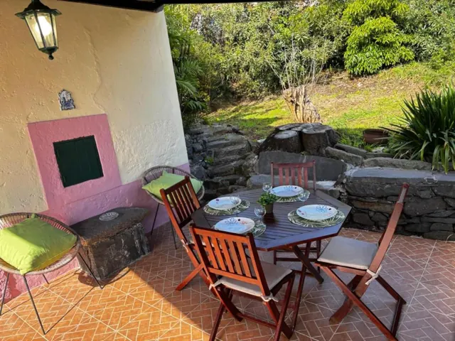 Terraço junto ao forno antigo